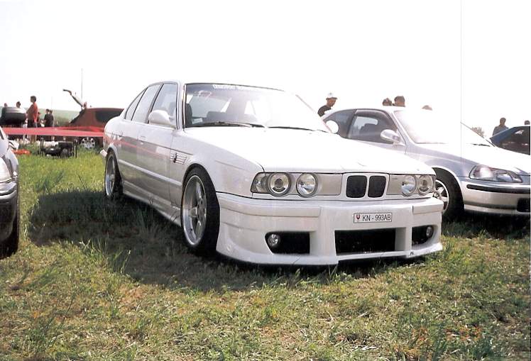 BMW.JPG